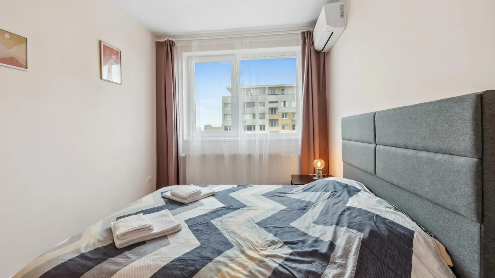 Apartment Toto'S Guest House Bucharest