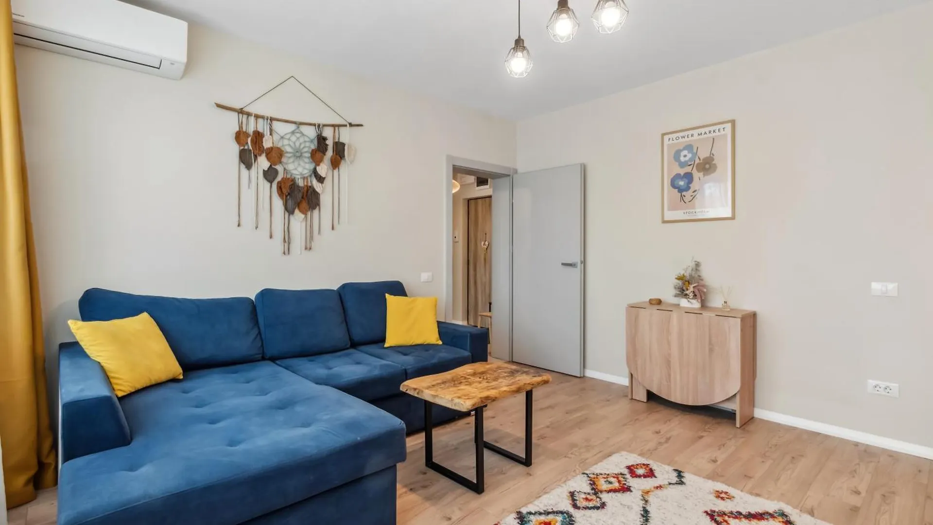 Toto'S Guest House Bucharest Apartment