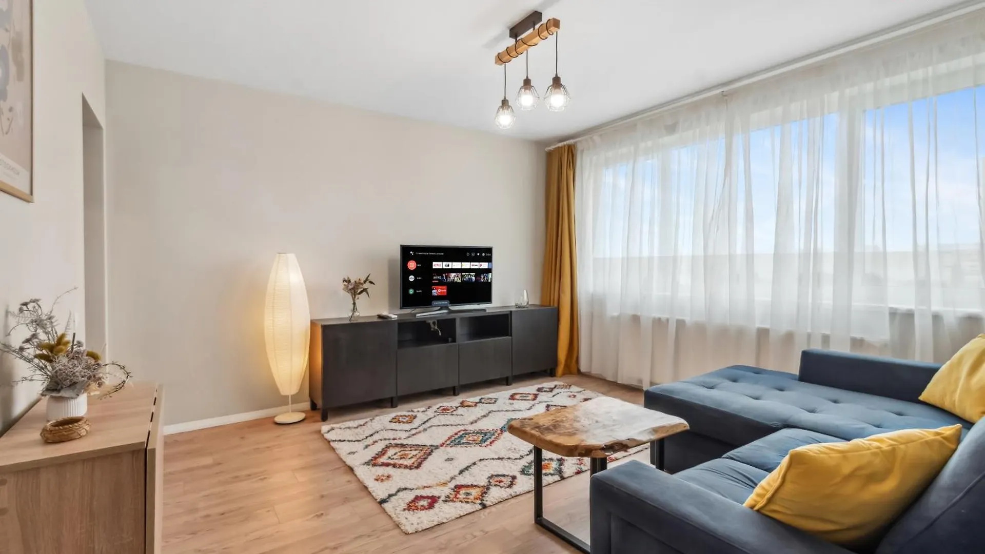 Toto'S Guest House Bucharest