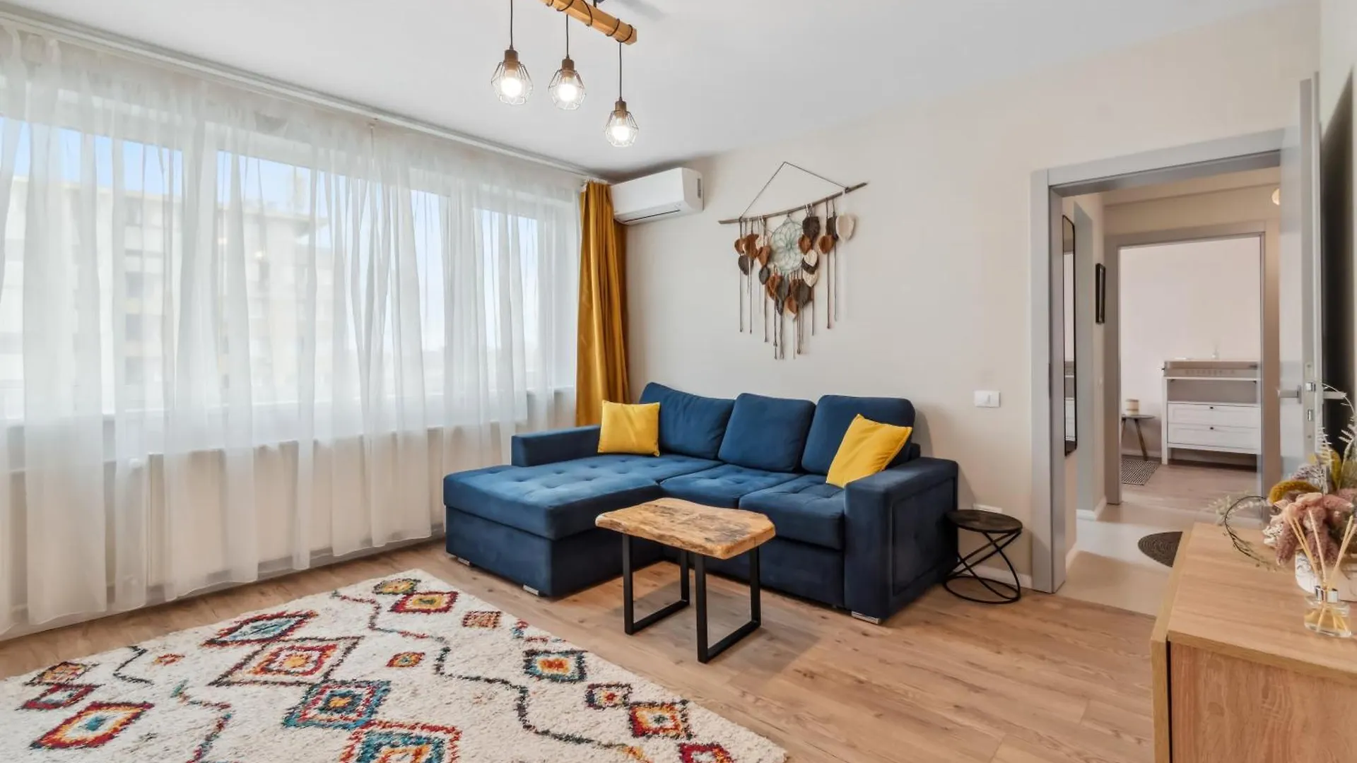Toto'S Guest House Bucharest Apartment